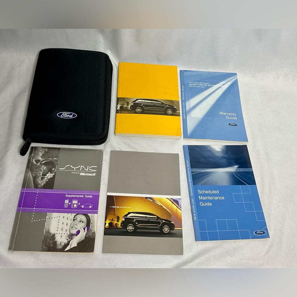Ford Focus 2010 Owner’s Manual W/ Case